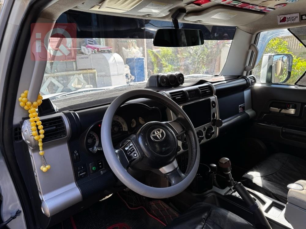 تۆیۆتا FJ کرۆزەر